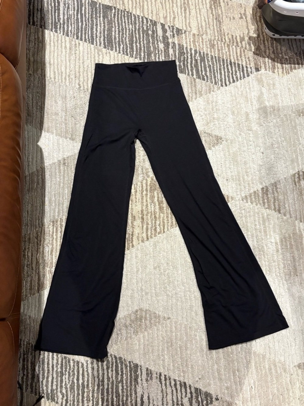 93 Play Street Black Flare Leggings Size